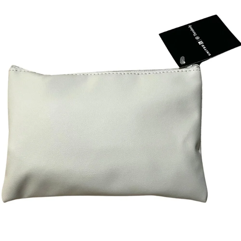 NEW, SEALED United Airlines Gray Therabody Amenity Kit